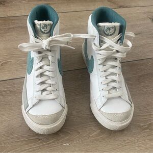 Kids Nike high tops